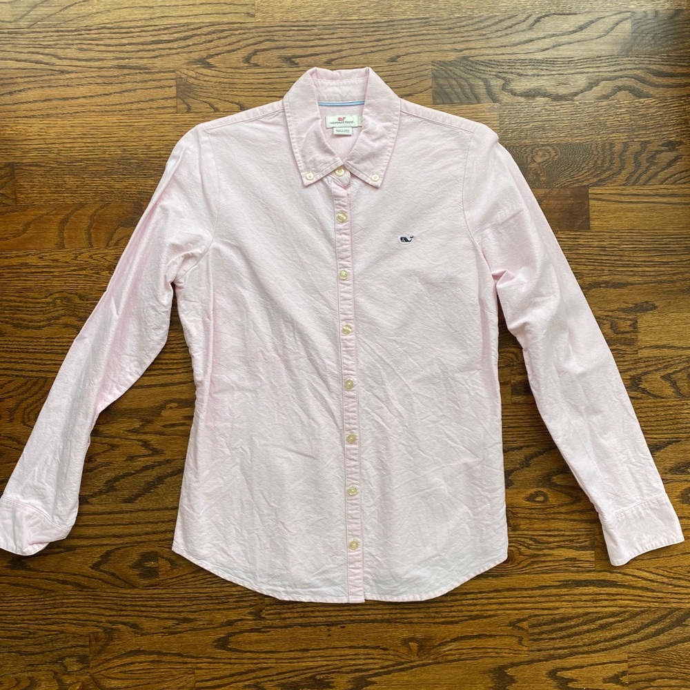 Women’s Vineyard Vines long-sleeve button down